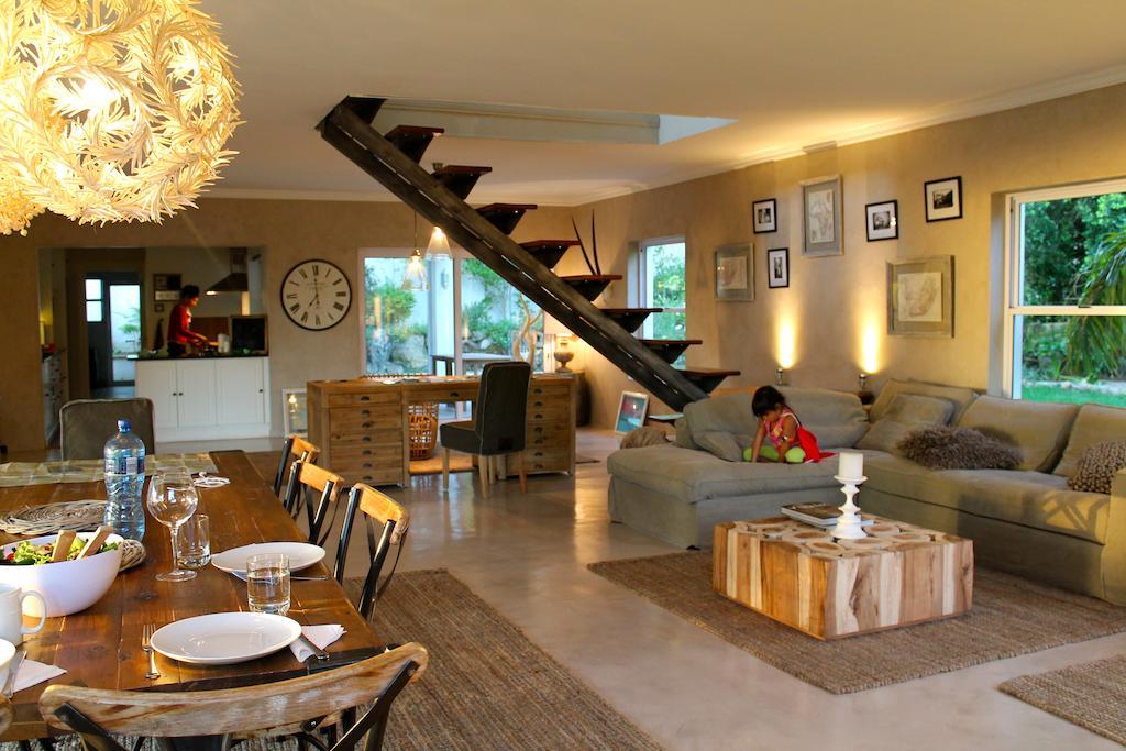 Explorer Guesthouse Somerset West Ngoại thất bức ảnh