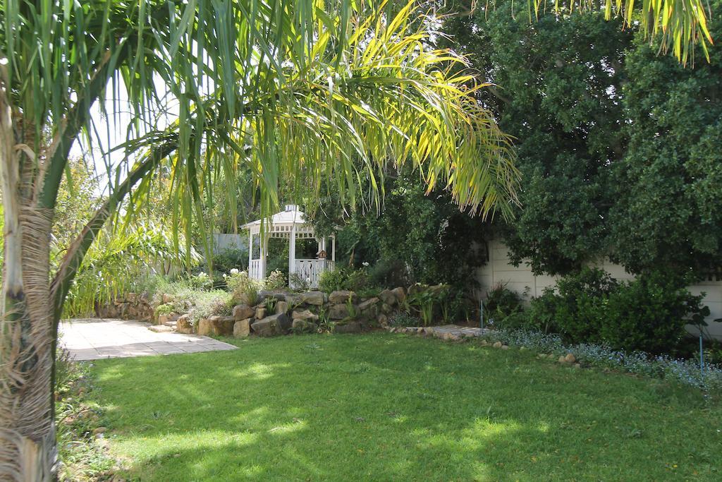 Explorer Guesthouse Somerset West Ngoại thất bức ảnh